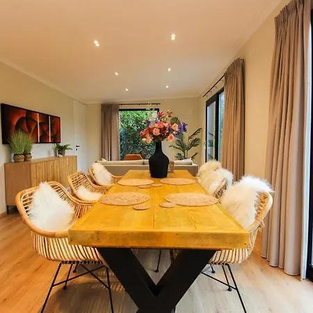 Holiday home Vakantiebungalow Limmen